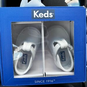NIB baby girl Keds